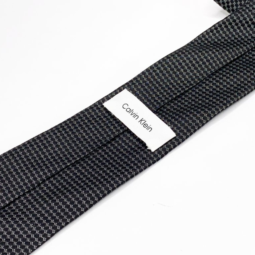 Calvin Klein Black Silk Geometric Pattern - Picture 3 of 6